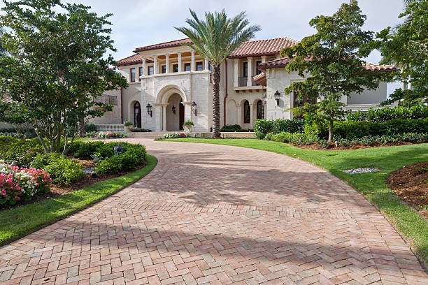 Best Driveway Pavers Installation  in Lincolnwood, IL